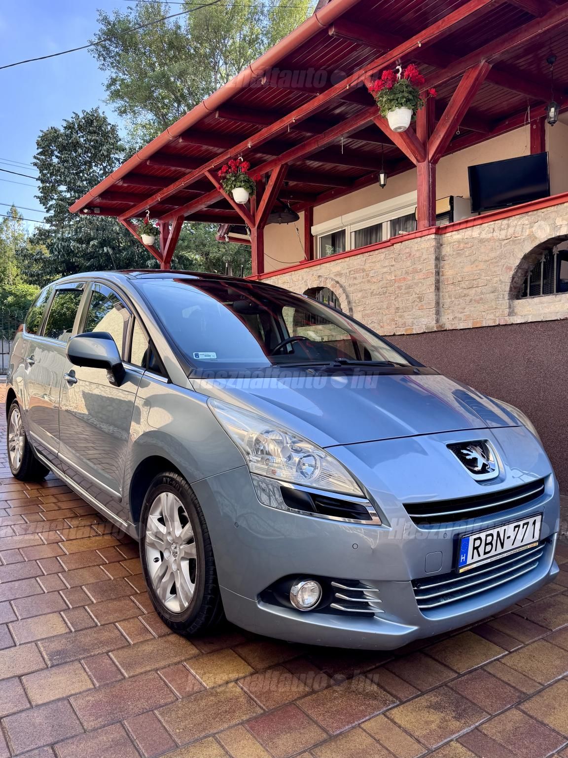PEUGEOT 5008 2010/10 - 1