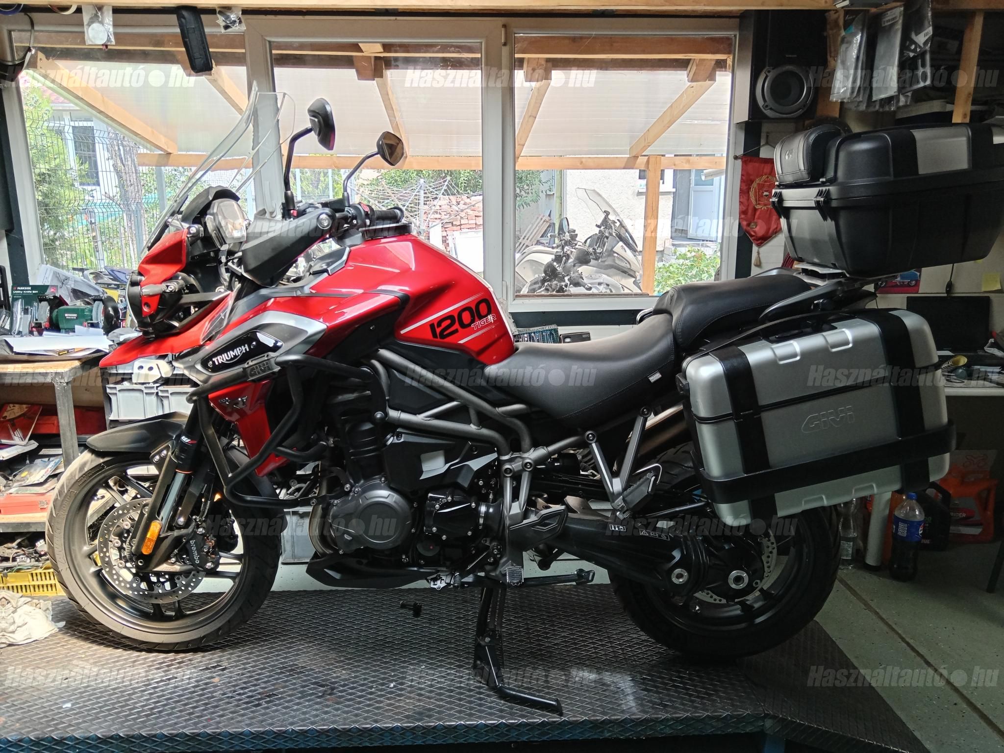 TRIUMPH TIGER 1200 2018/6 - 1