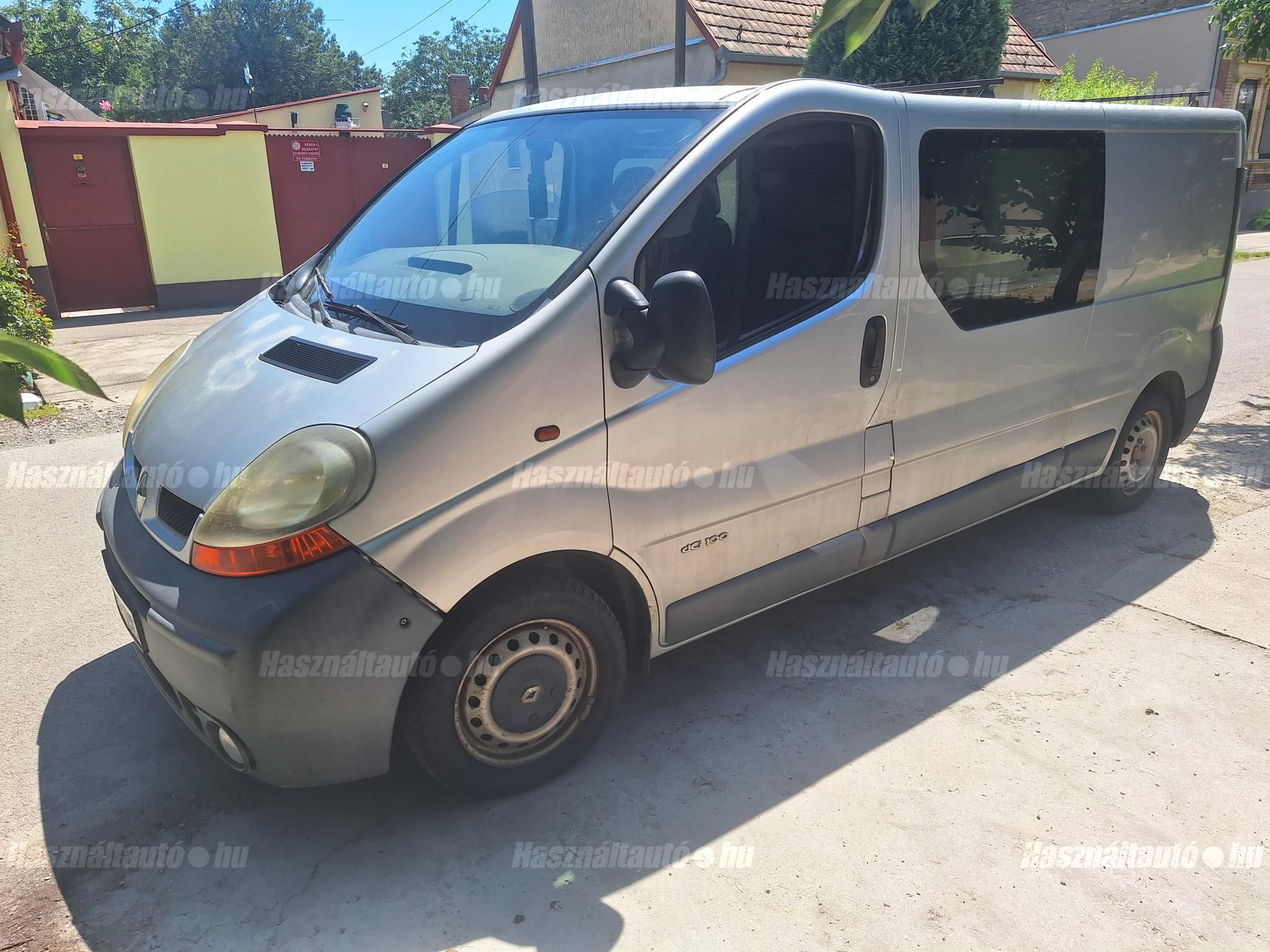 RENAULT TRAFIC 2002/12 - 1