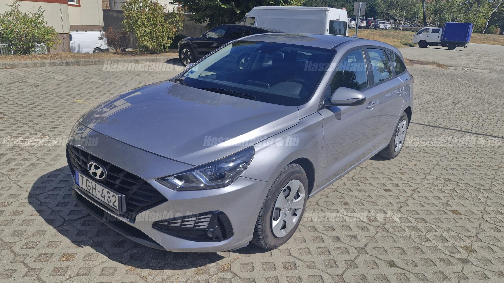HYUNDAI I30 2022/6 - 1