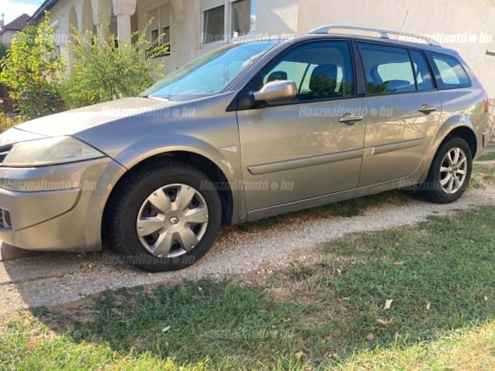 RENAULT MEGANE 2008 - 1