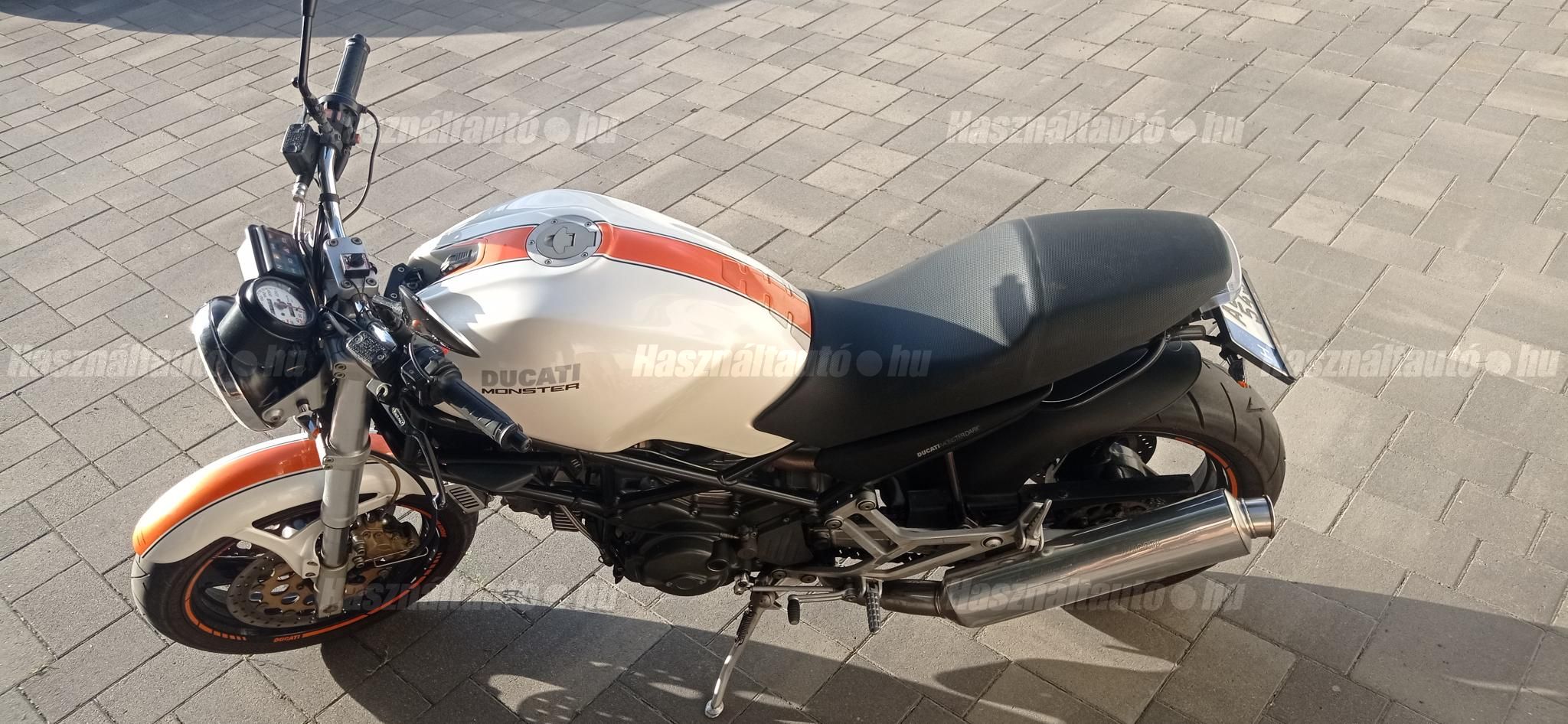 DUCATI MONSTER 750 1999/6 - 1