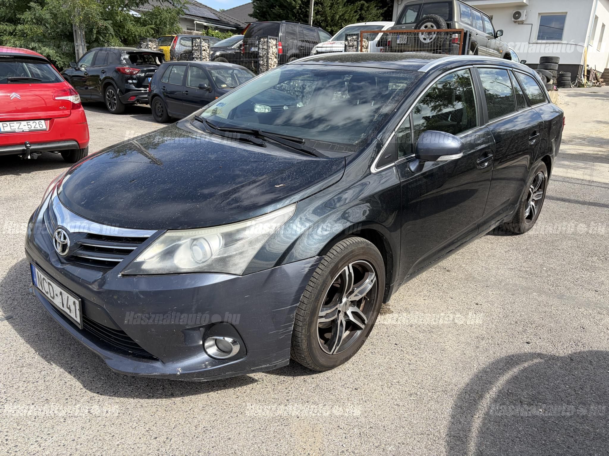 TOYOTA AVENSIS 2015/10 - 1