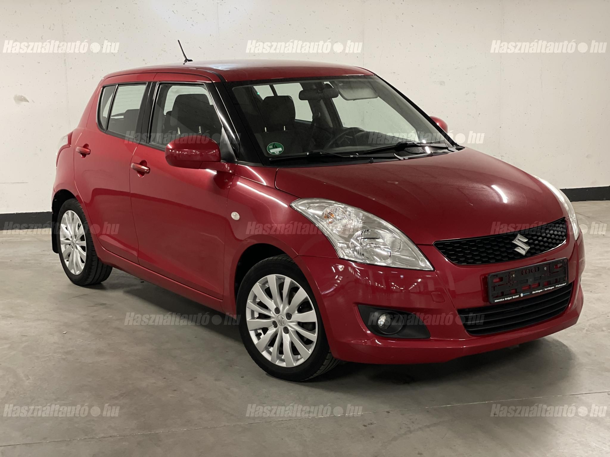 SUZUKI SWIFT 2011/8 - 1