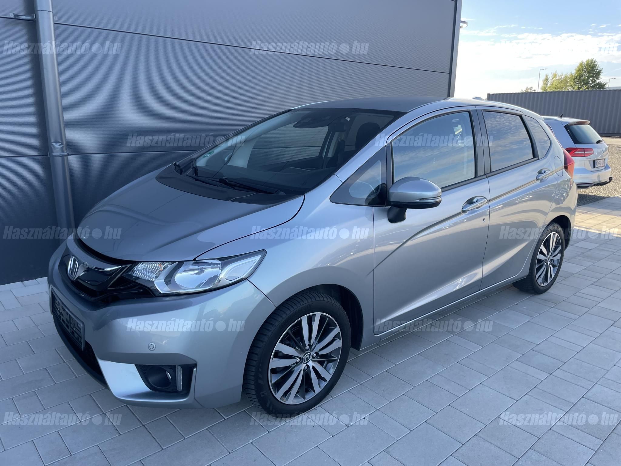 HONDA JAZZ 2017/3 - 1