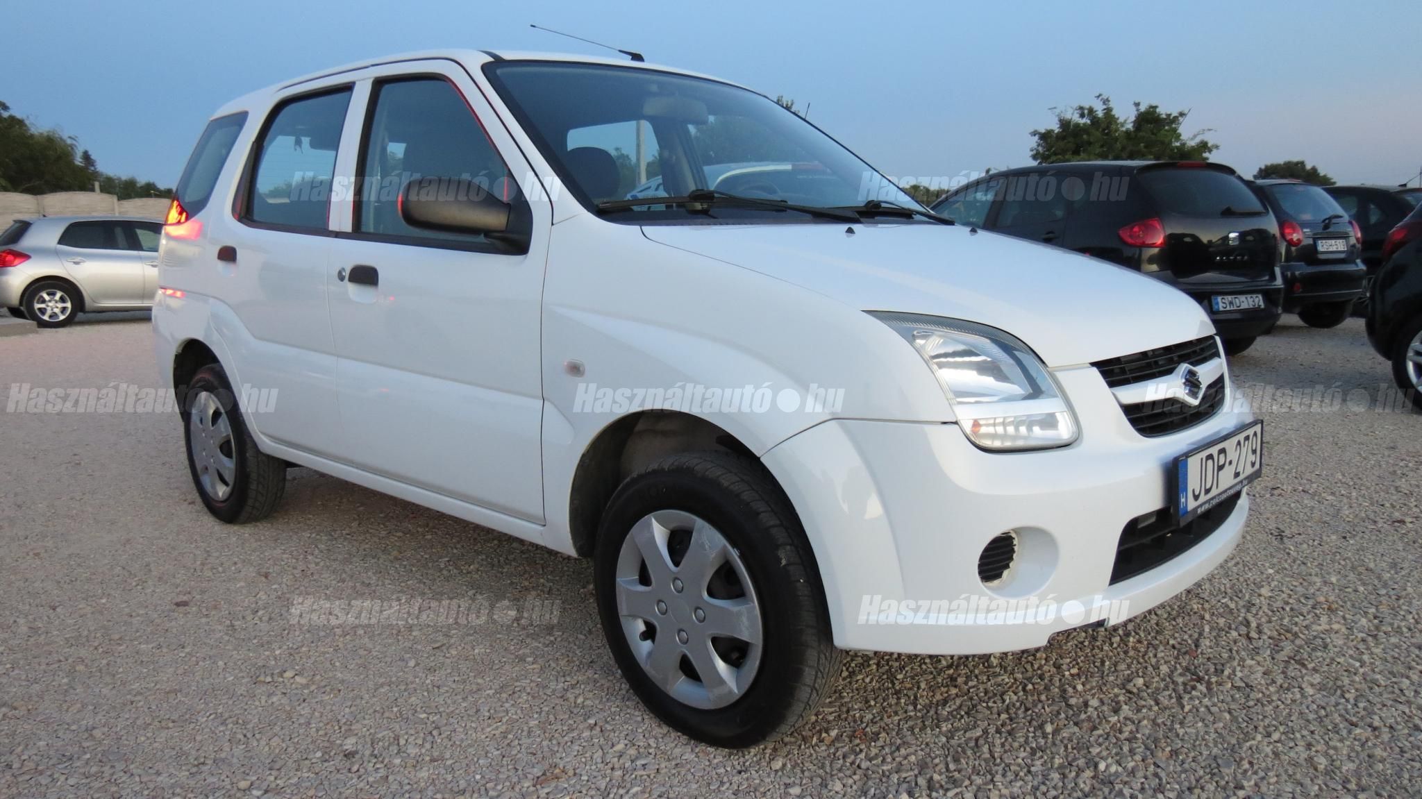 SUZUKI IGNIS 2004/7 - 1