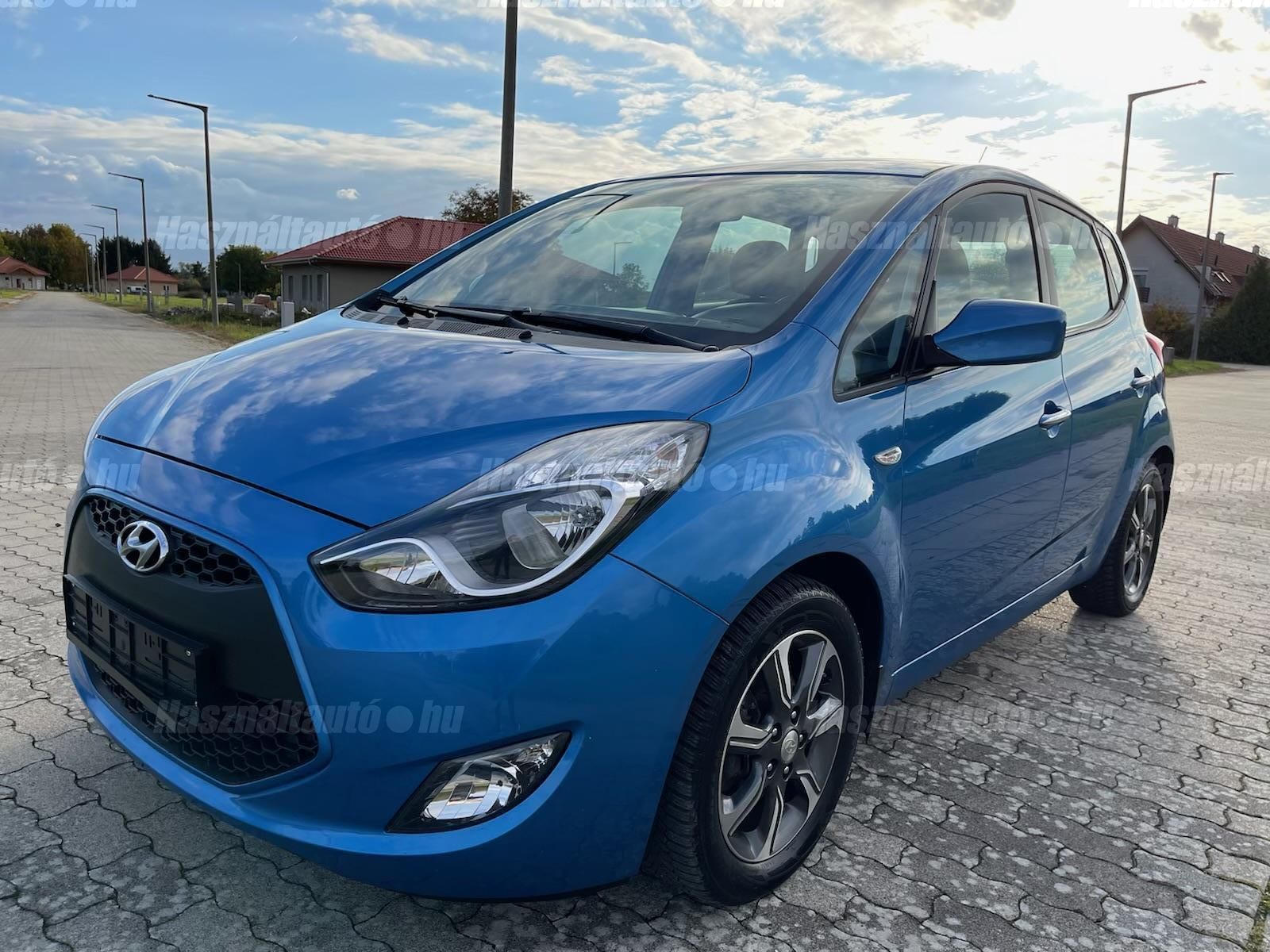 HYUNDAI IX20 2016/12 - 1