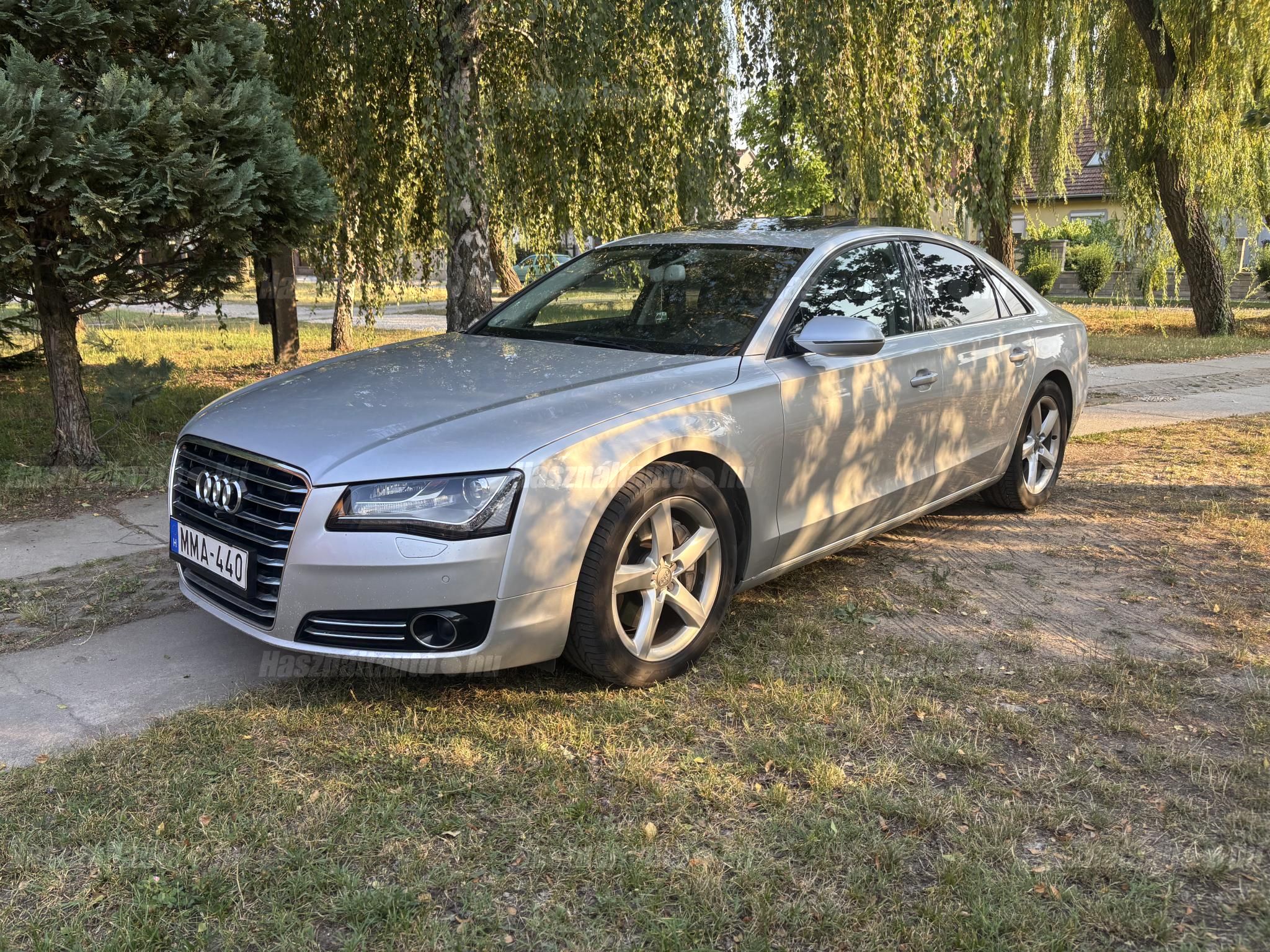 AUDI A8 2012/4 - 1