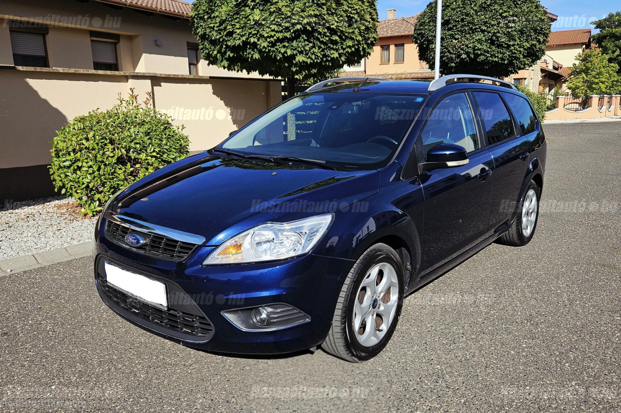 FORD FOCUS 2010/11 - 1
