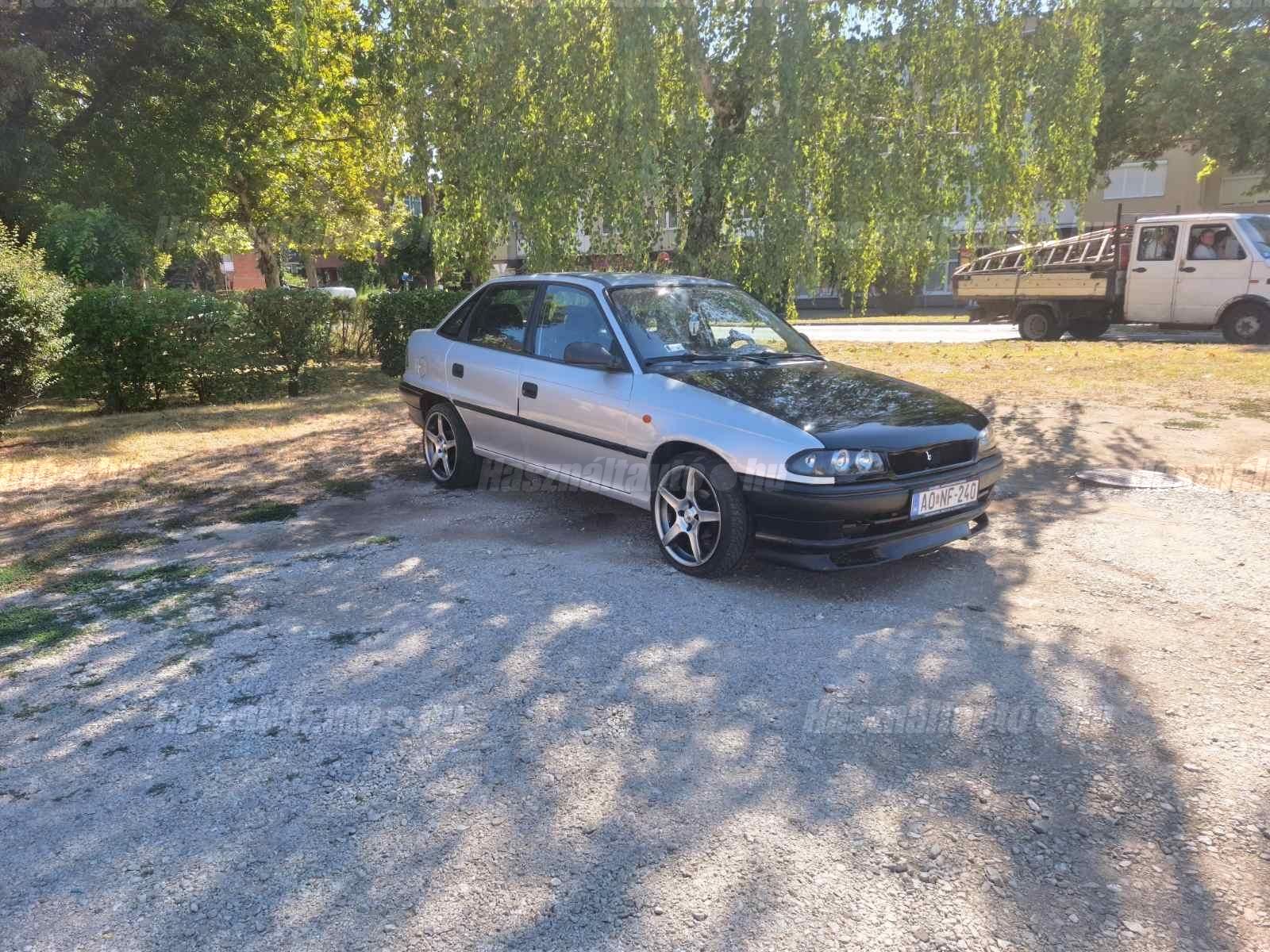 OPEL ASTRA F 2002/6 - 1