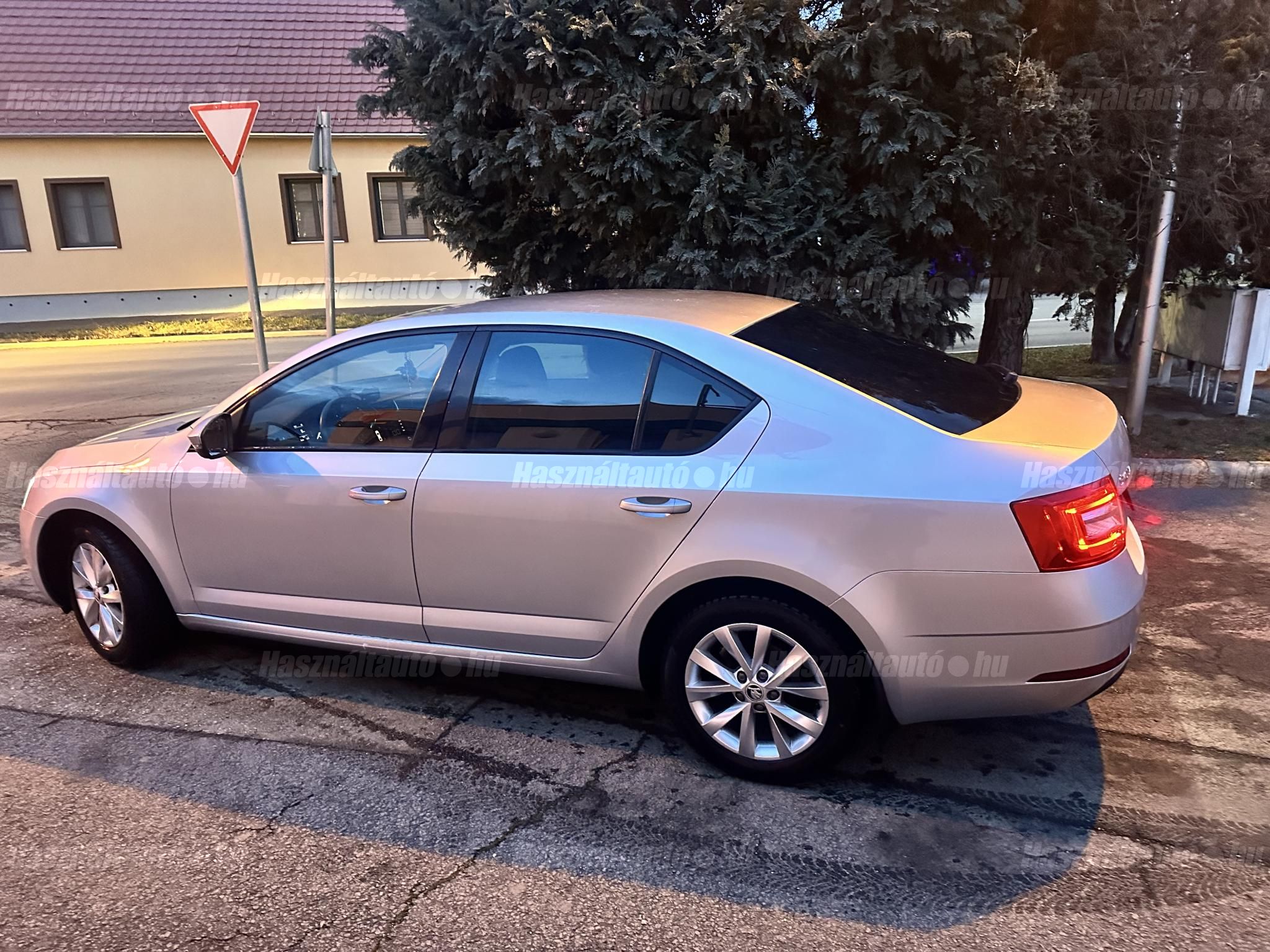 SKODA OCTAVIA 2018/4 - 1