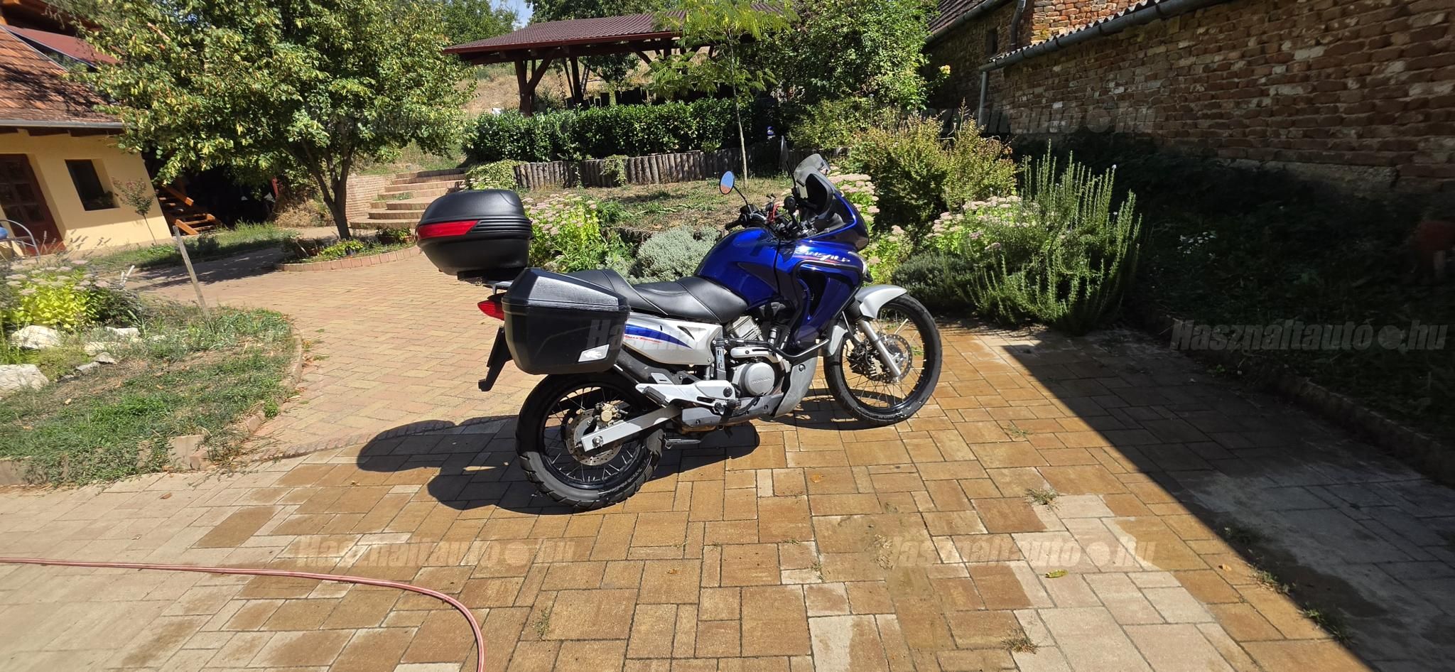 HONDA XL 650 V 2005 - 1