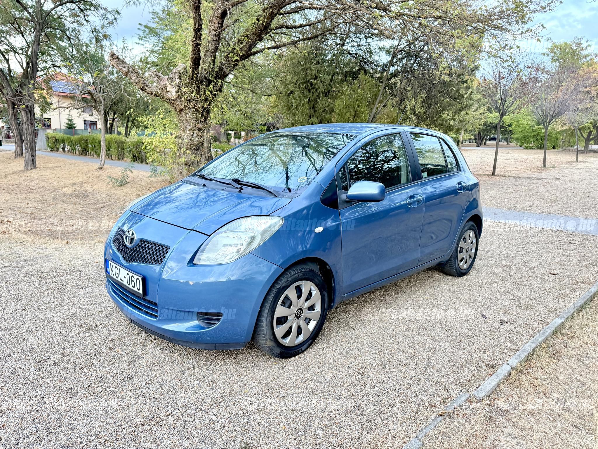TOYOTA YARIS 2006/6 - 1