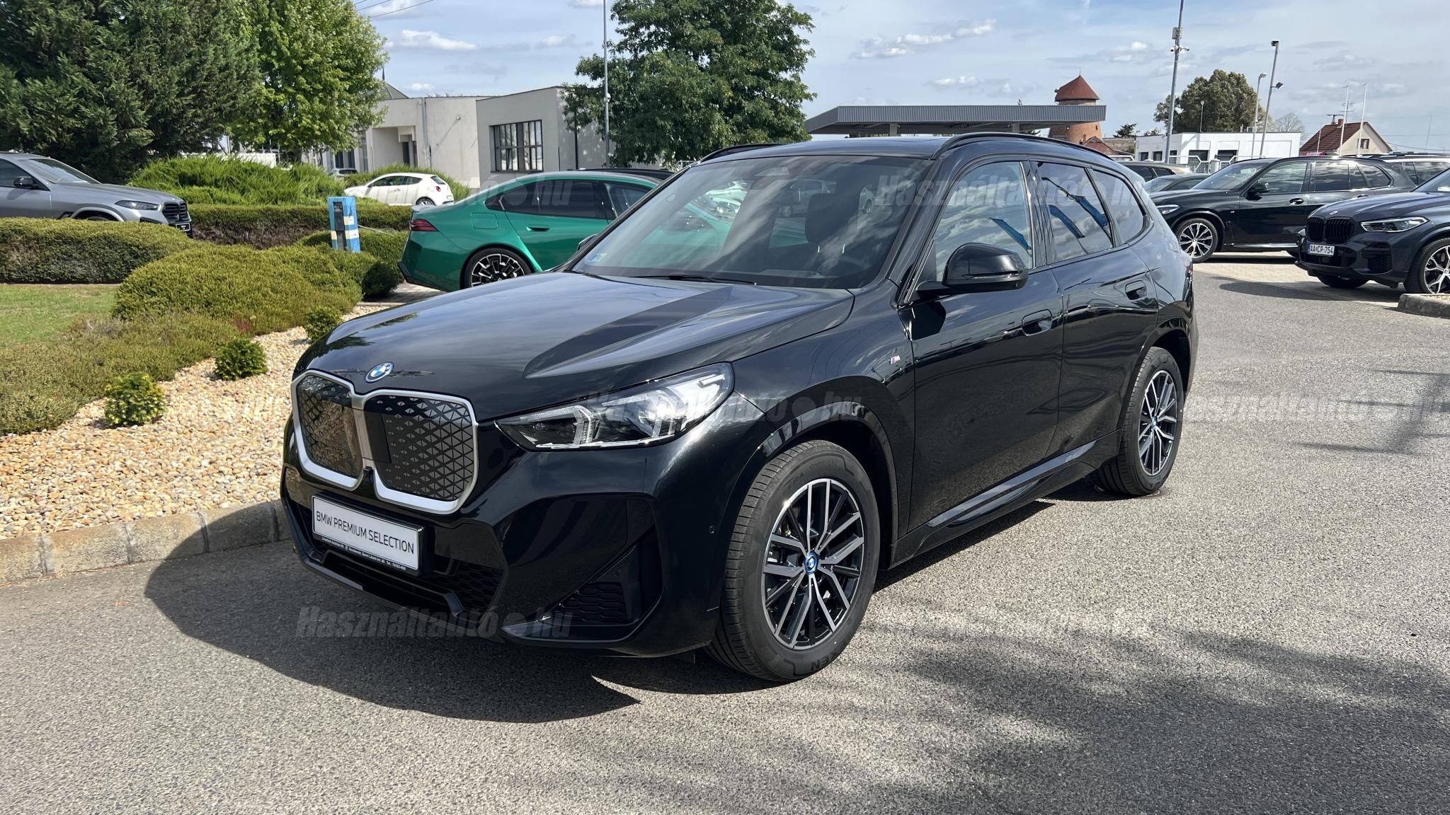 BMW IX1 2025/6 - 1
