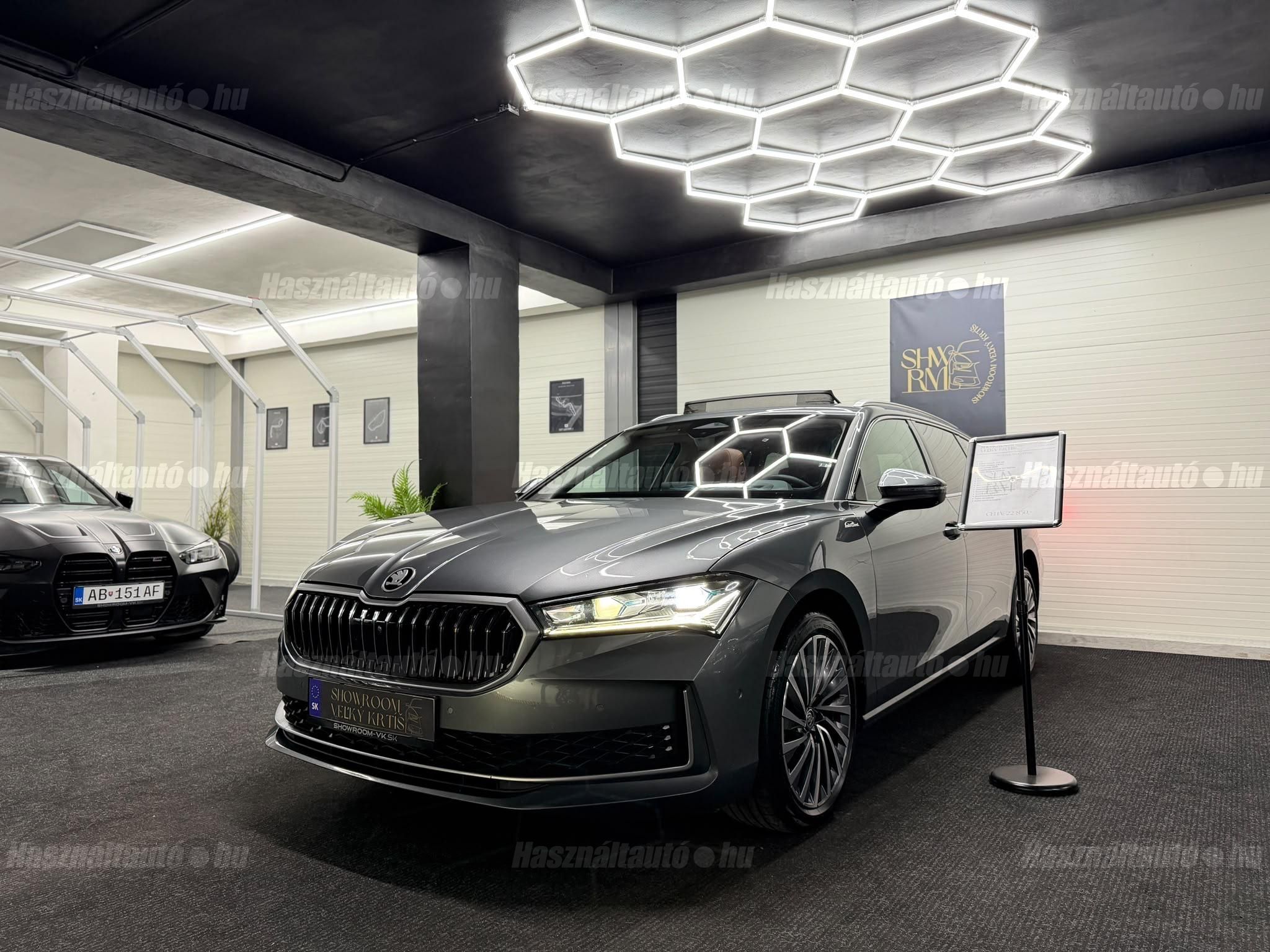 SKODA SUPERB 2024/9 - 1