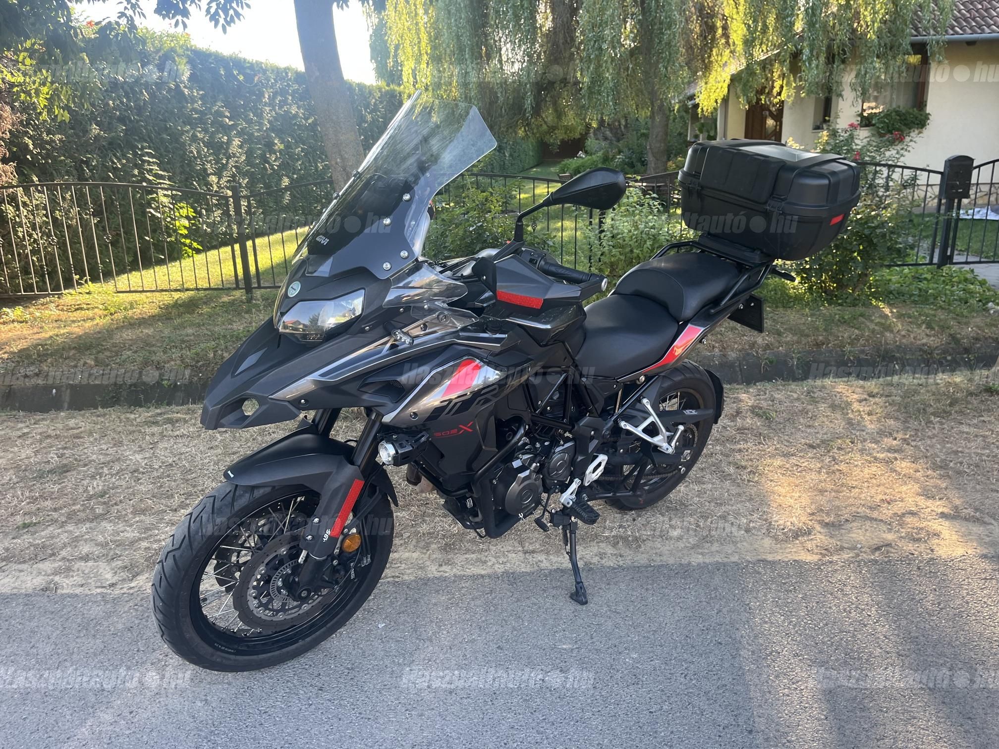 BENELLI TRK 502 X 2020/2 - 1