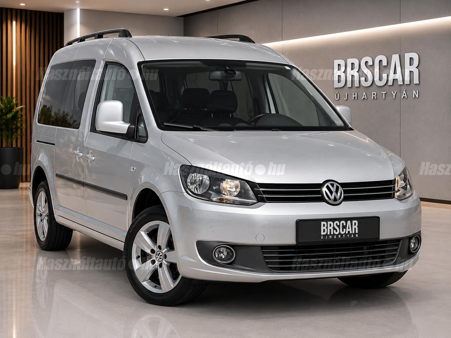 VOLKSWAGEN CADDY 2012 - 1