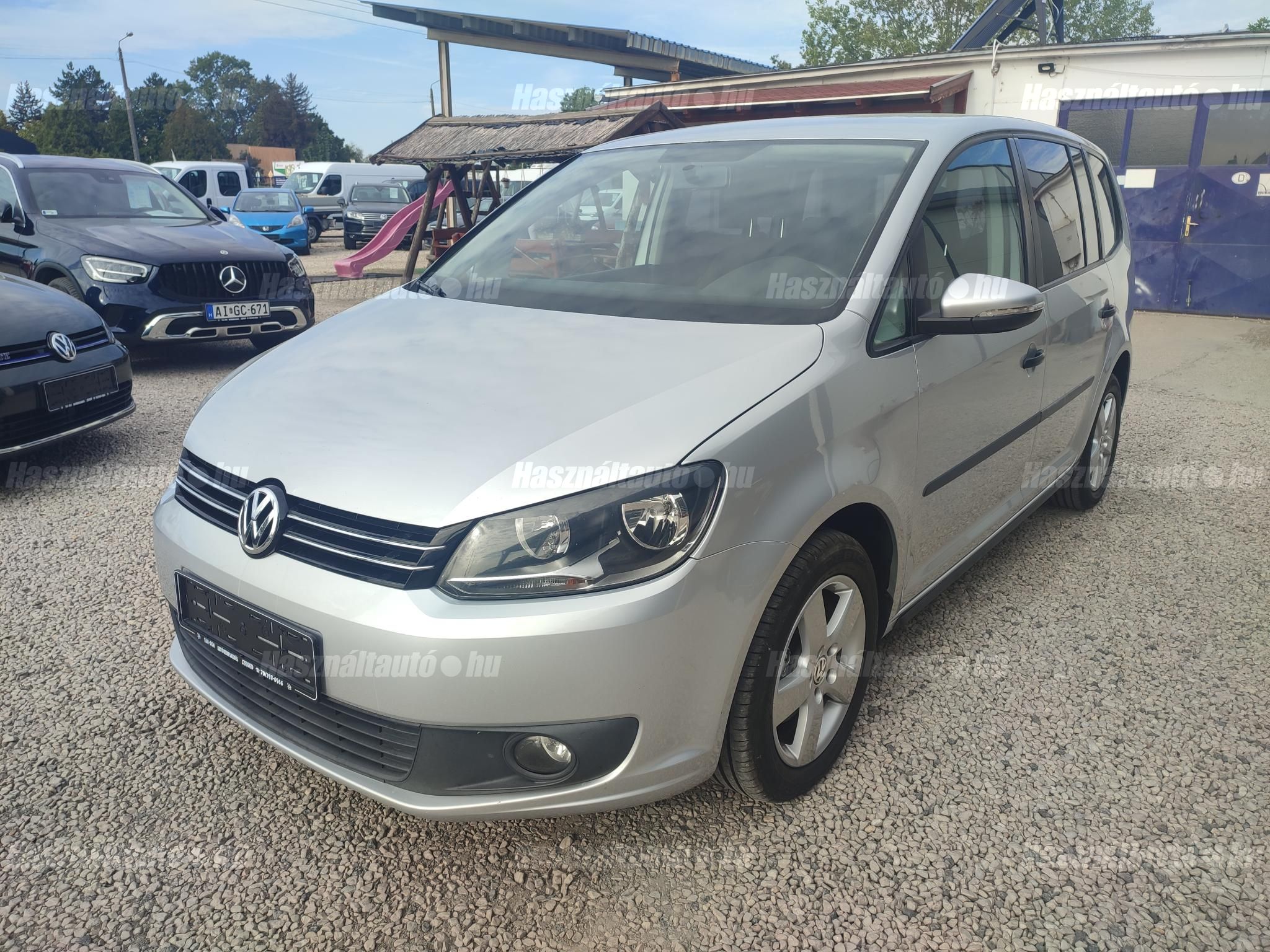 VOLKSWAGEN TOURAN 2014/7 - 1