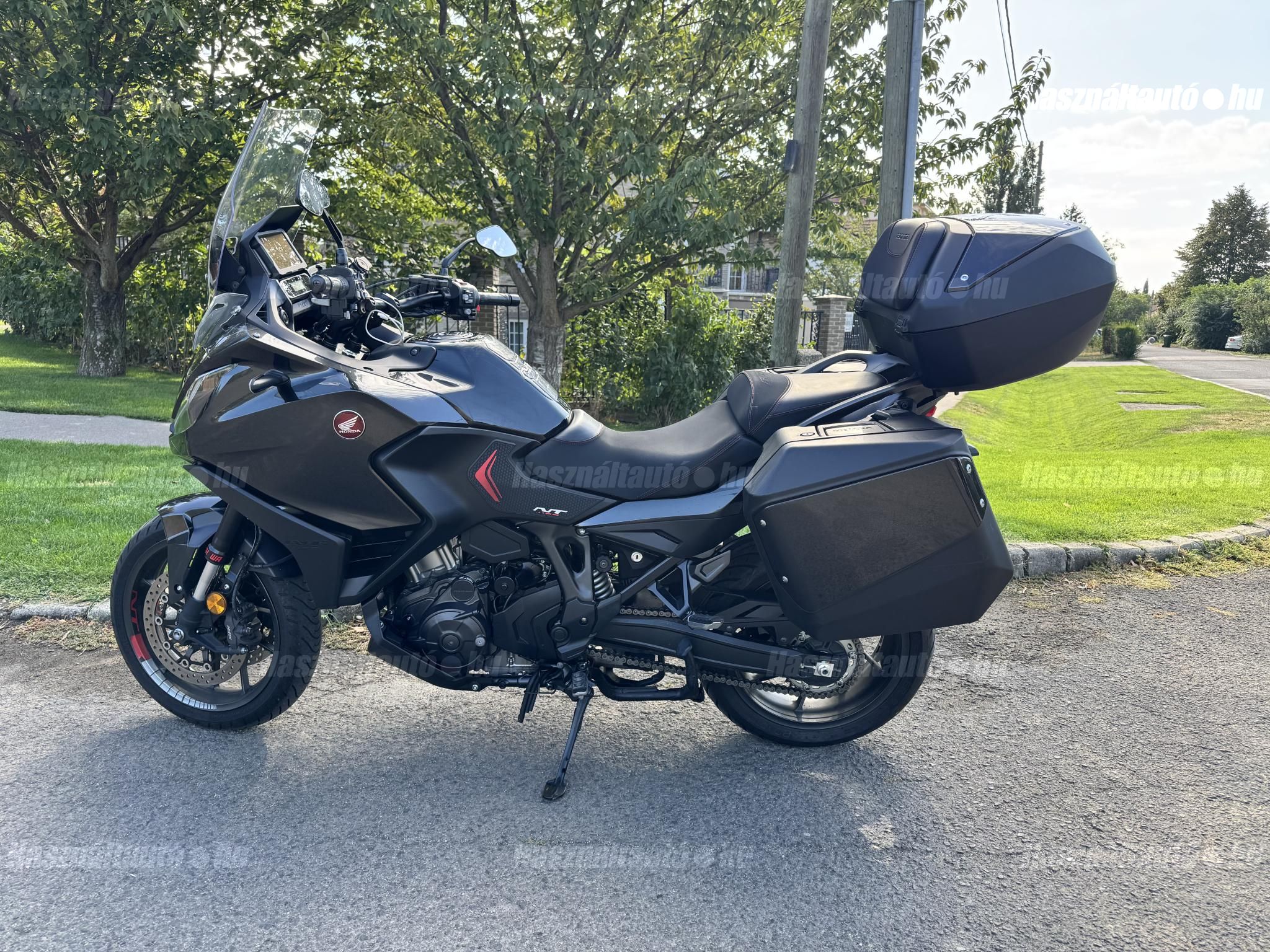 HONDA NT 1100 D 2022 - 1
