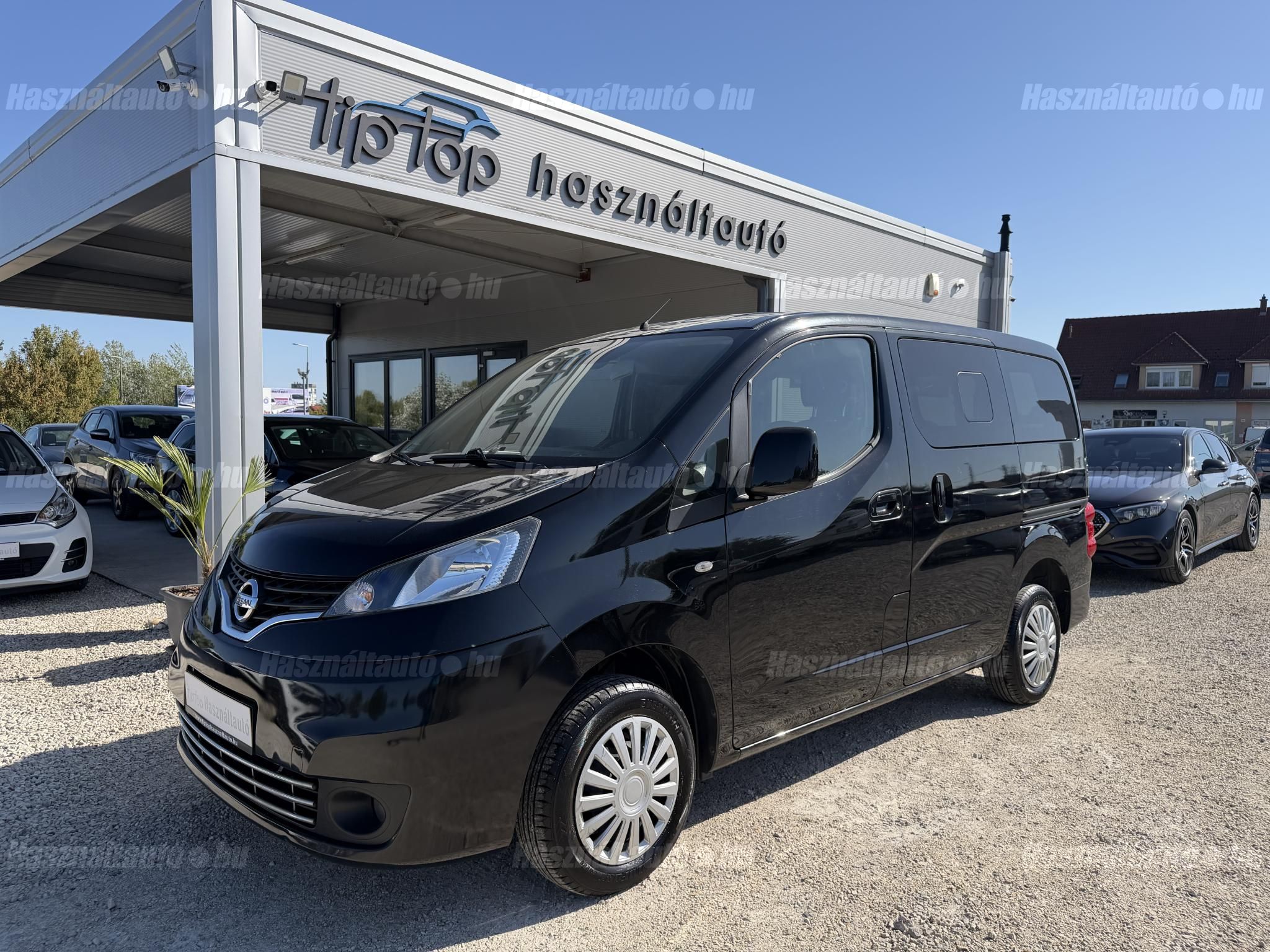 NISSAN NV200 2015/6 - 1