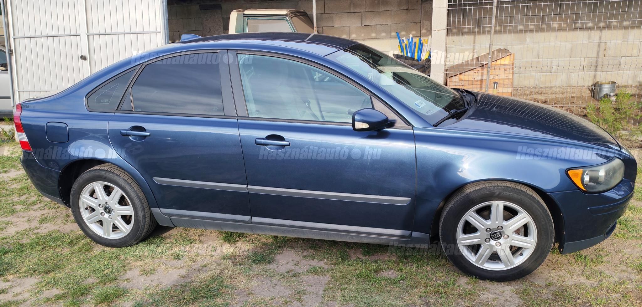 VOLVO S40 2006/4 - 1