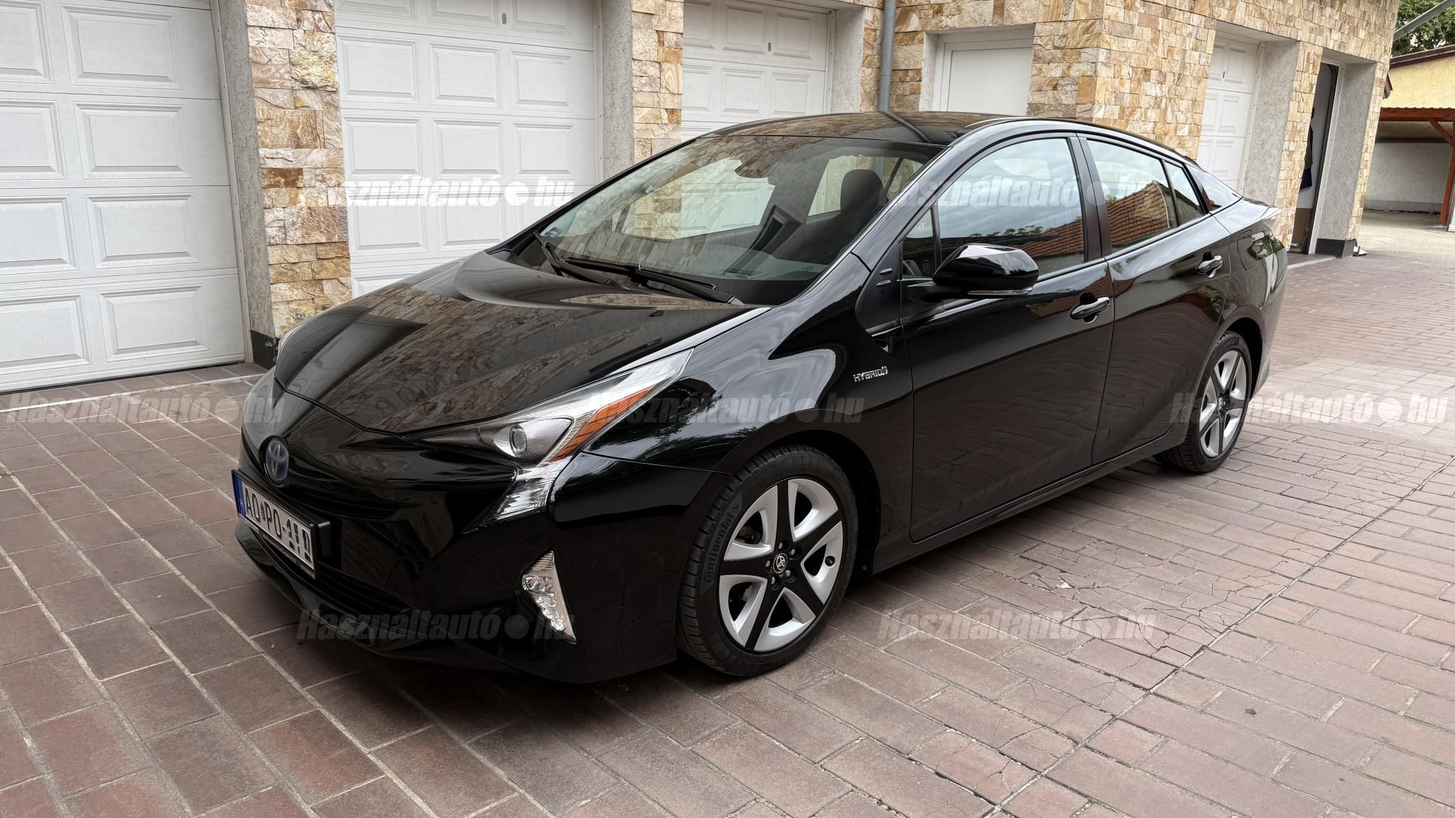 TOYOTA PRIUS 2016/8 - 1
