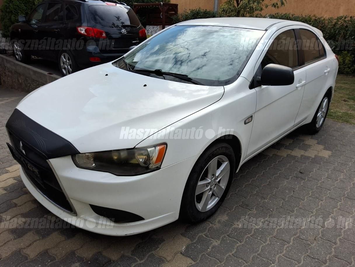 MITSUBISHI LANCER 2010/8 - 1