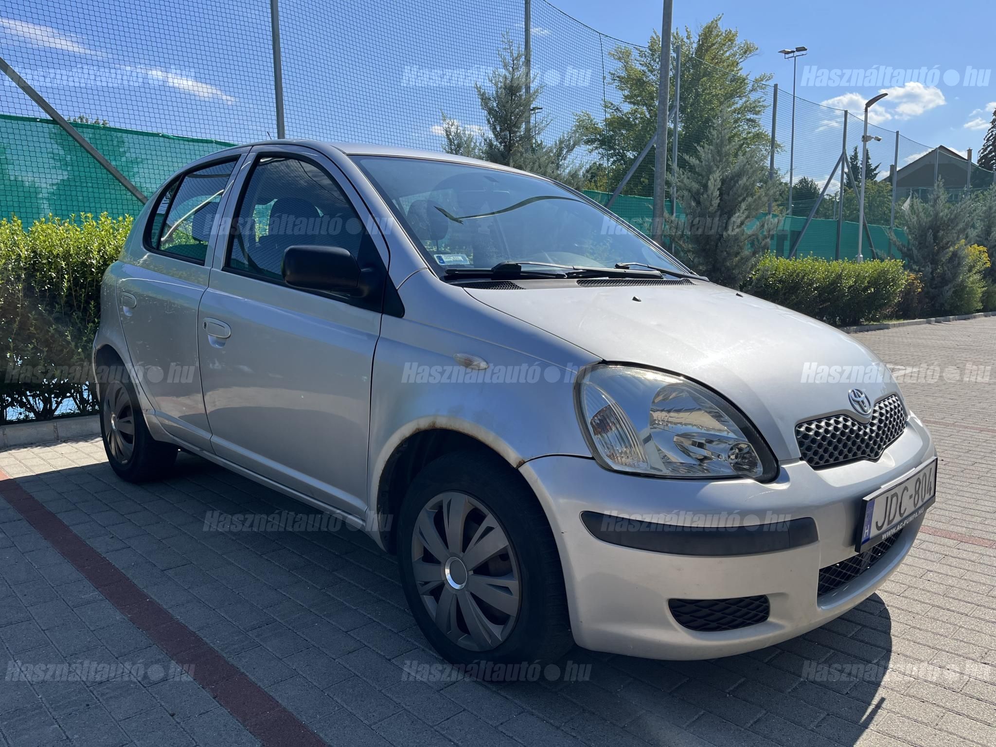 TOYOTA YARIS 2004/4 - 1