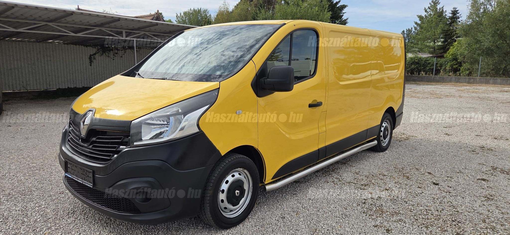 RENAULT TRAFIC 2017 - 1