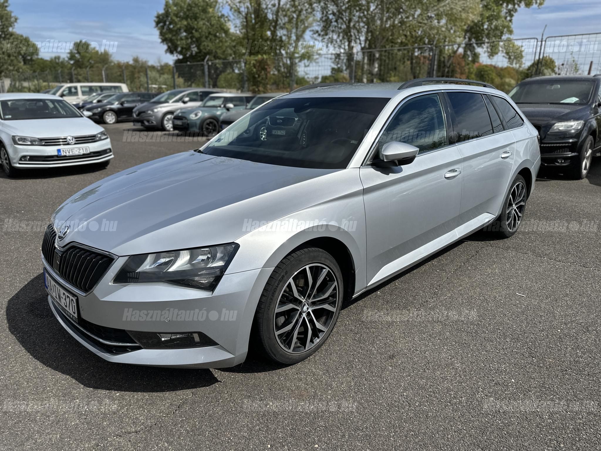SKODA SUPERB 2017/2 - 1