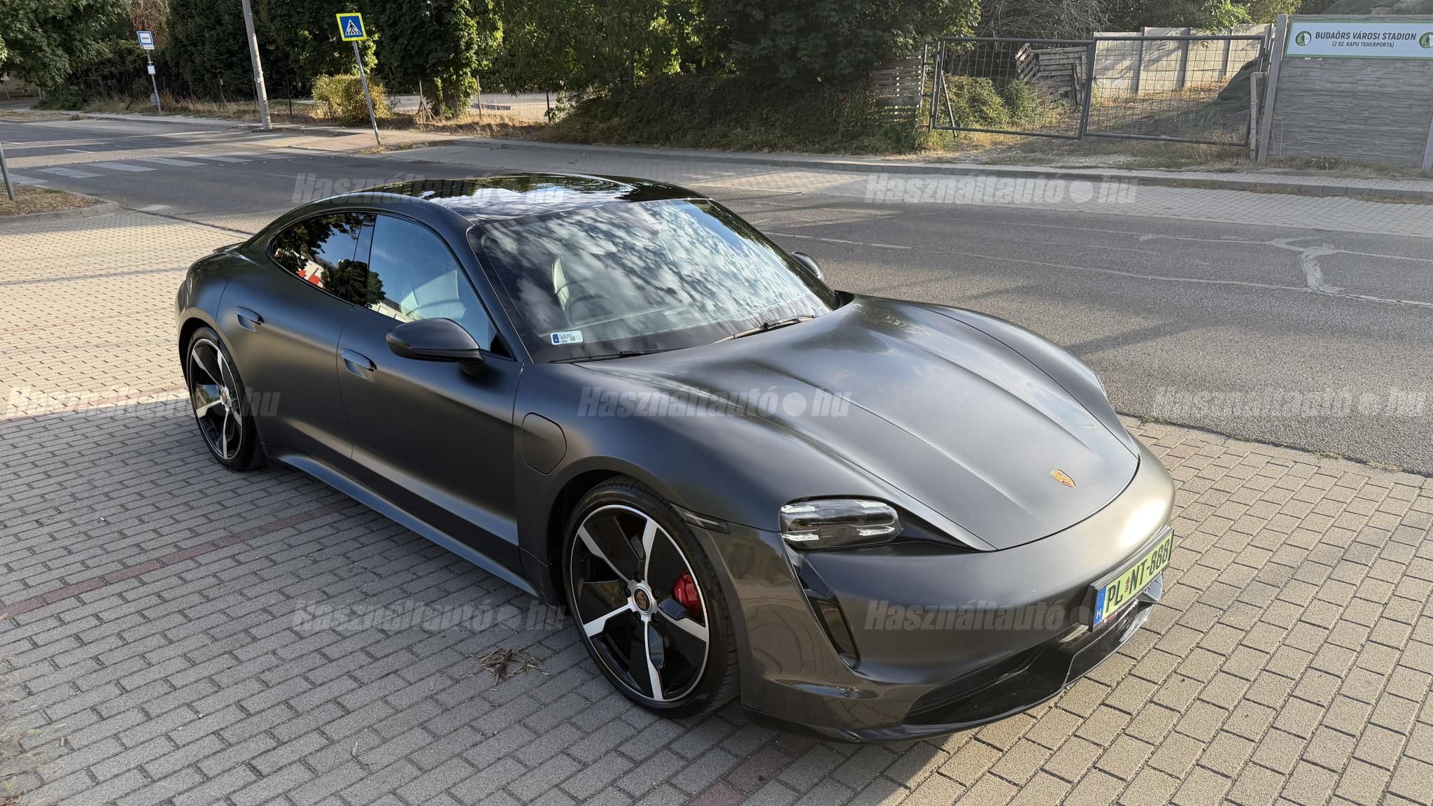 PORSCHE TAYCAN 2020/6 - 1