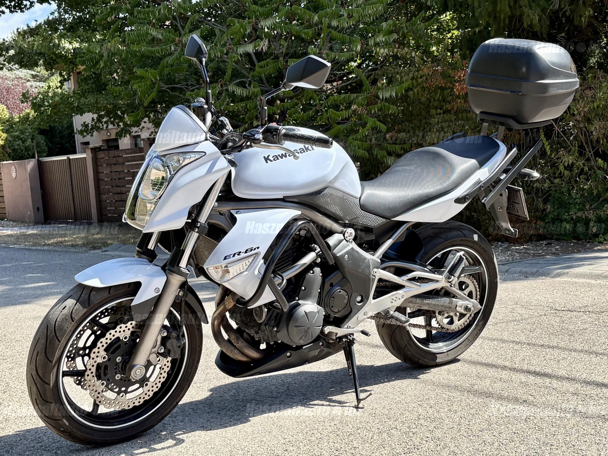 KAWASAKI ER-6N 2010/8 - 1