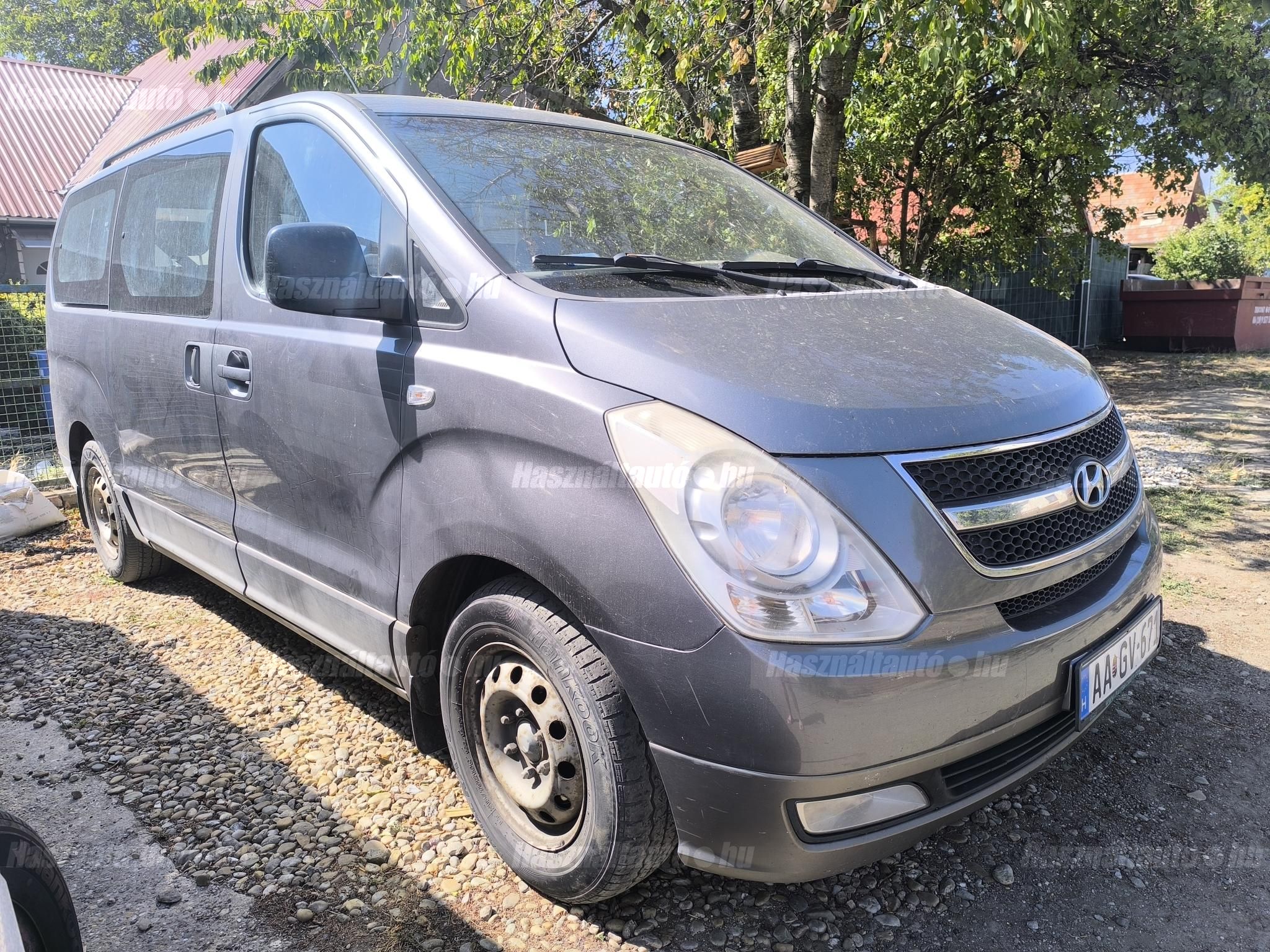 HYUNDAI H-1 2009/3 - 1