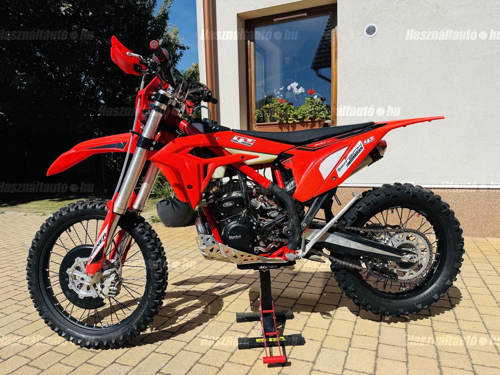 BETAMOTOR XTRAINER 300 2023/6 - 1