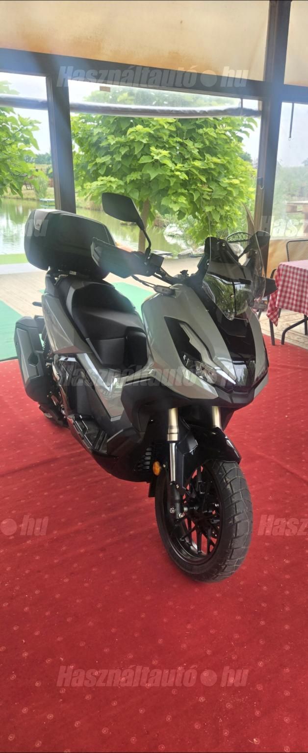 HONDA ADV 350 2024/8 - 1