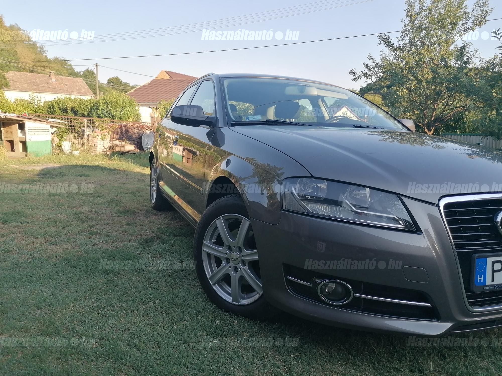 AUDI A3 2011/6 - 1
