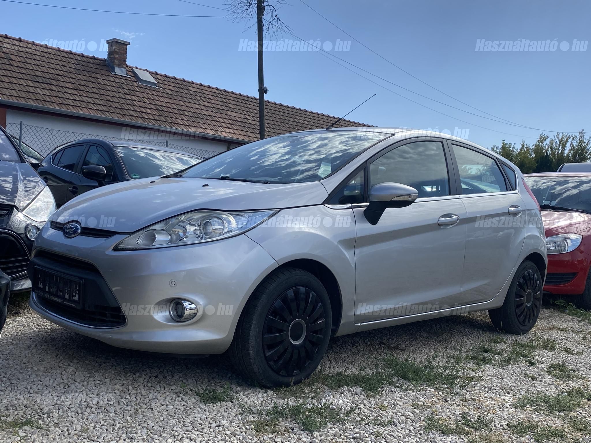 FORD FIESTA 2010/10 - 1