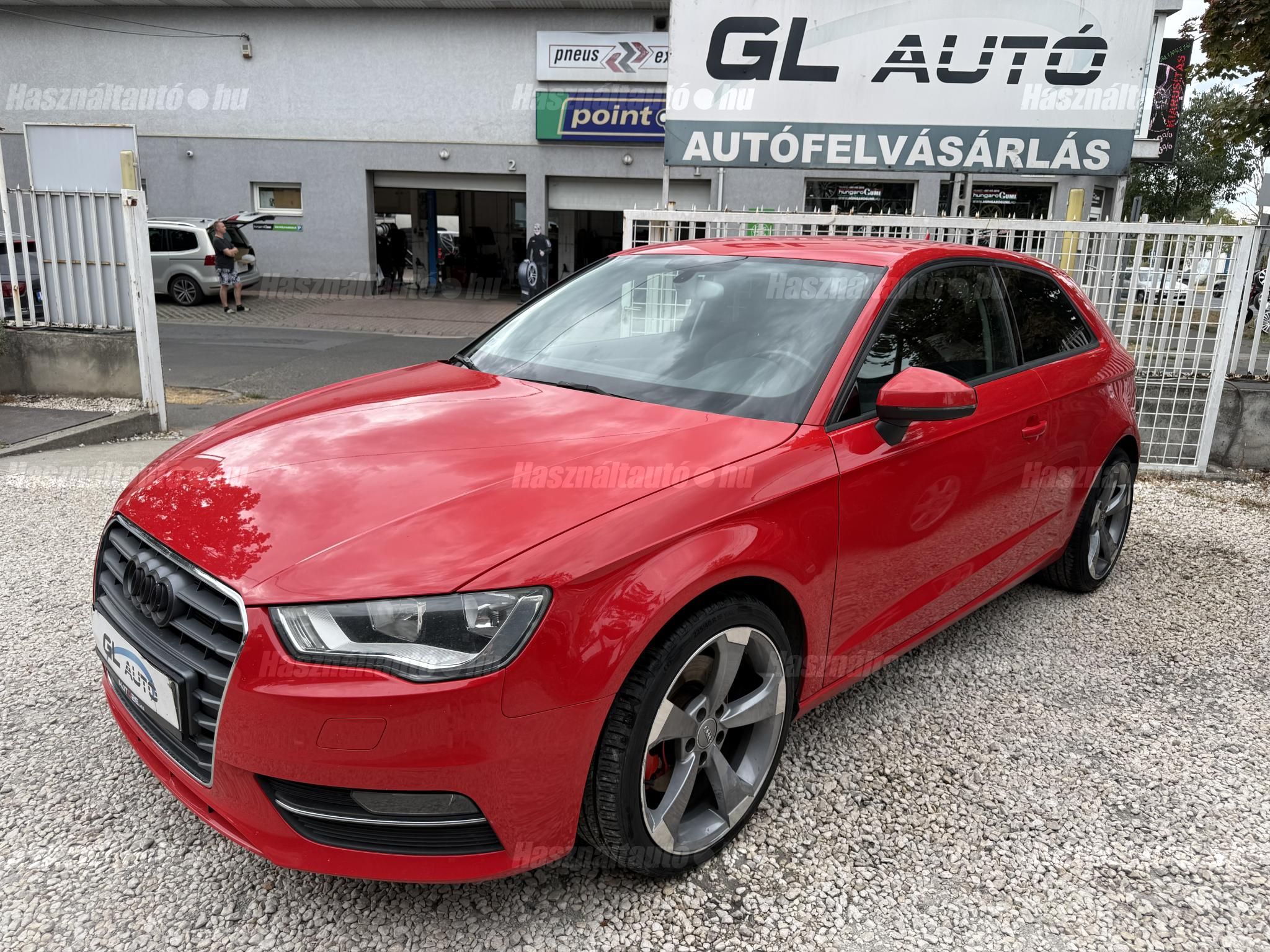 AUDI A3 2012/10 - 1