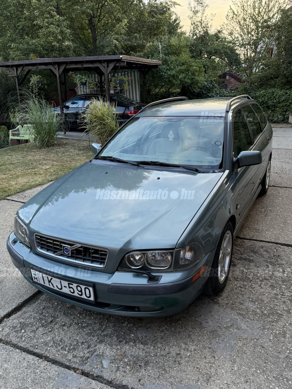 VOLVO V40 2003 - 1