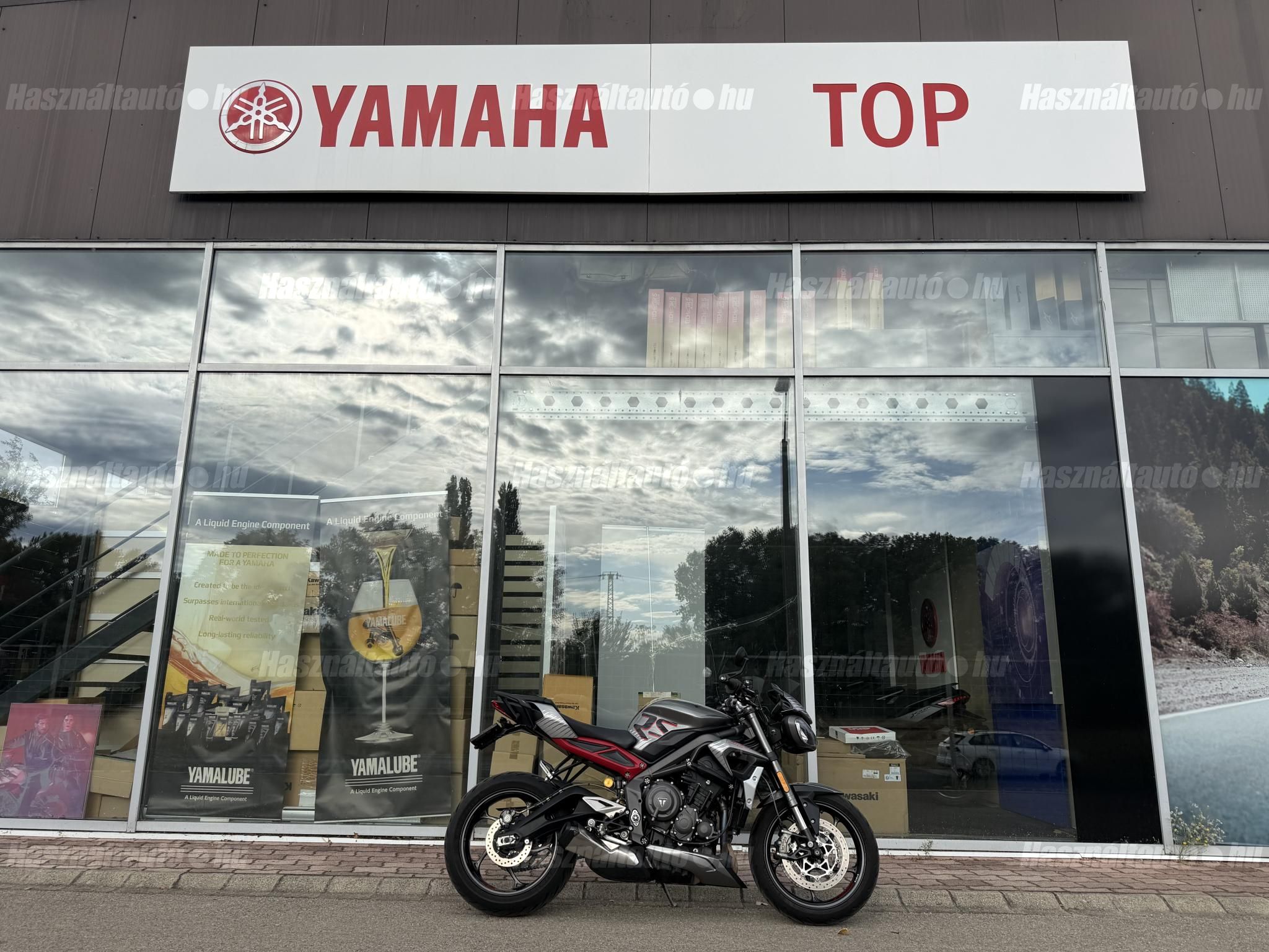 TRIUMPH STREET TRIPLE 2022/3 - 1