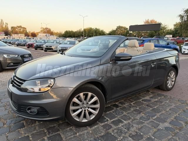VOLKSWAGEN EOS 2011/8 - 1