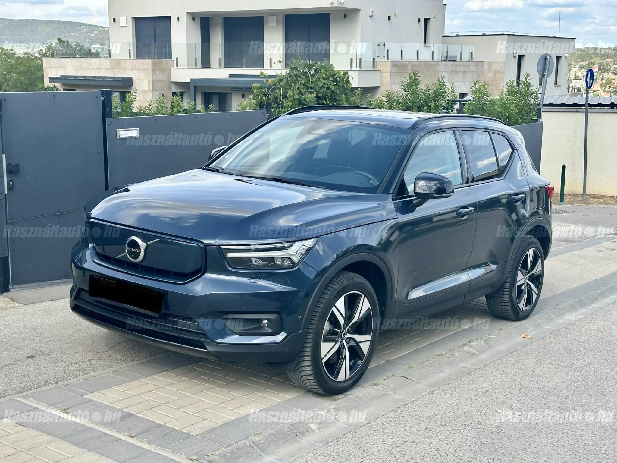 VOLVO XC40 2022/3 - 1