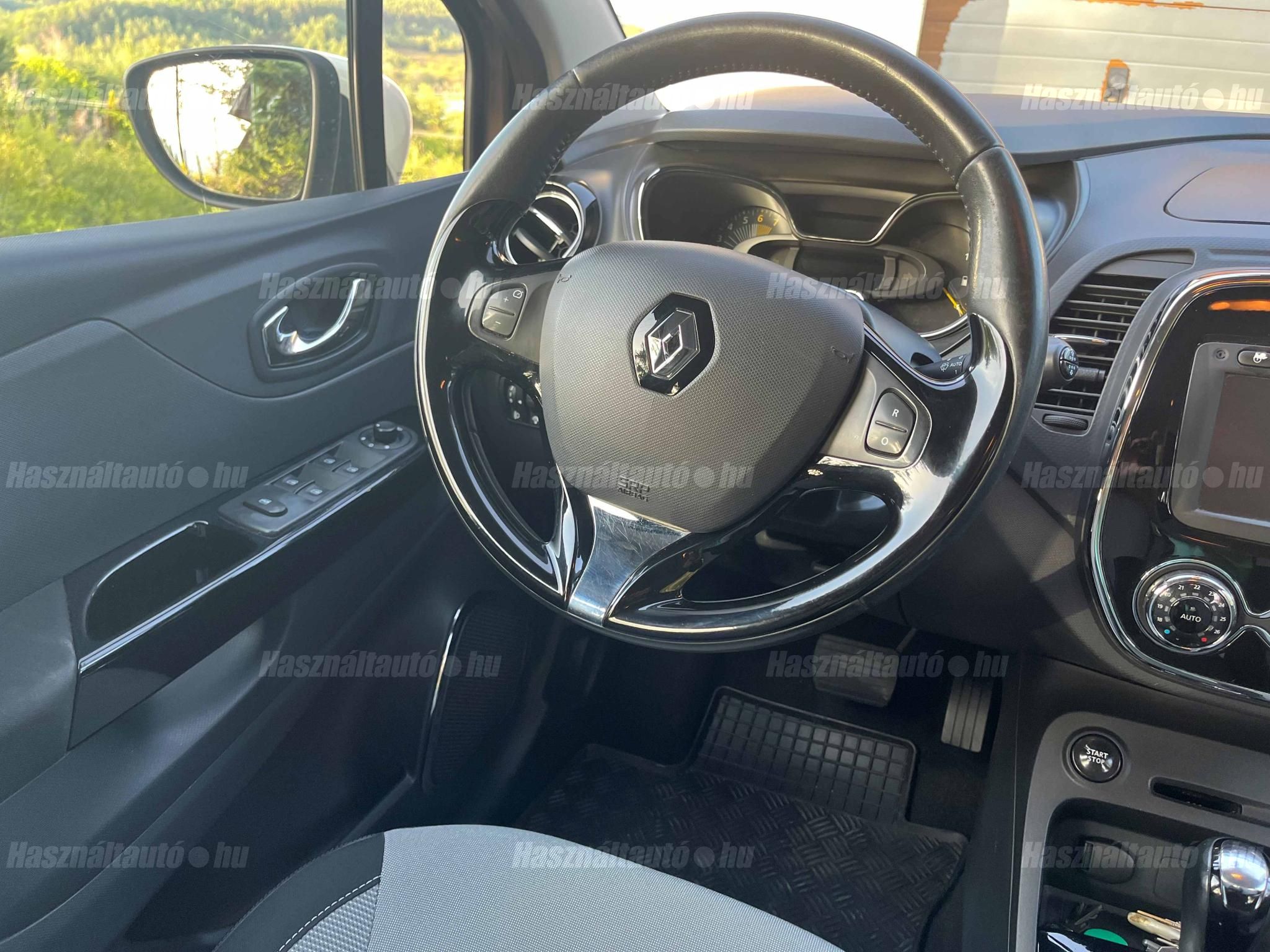 RENAULT CAPTUR 2014/6 - 1