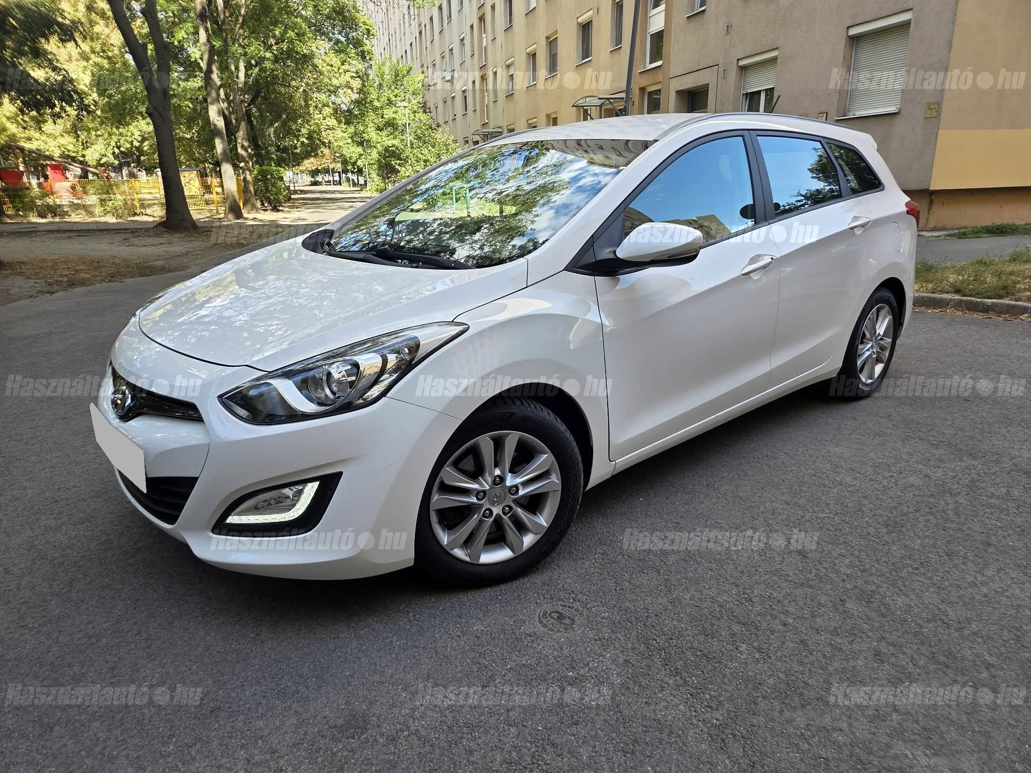 HYUNDAI I30 2014/9 - 1