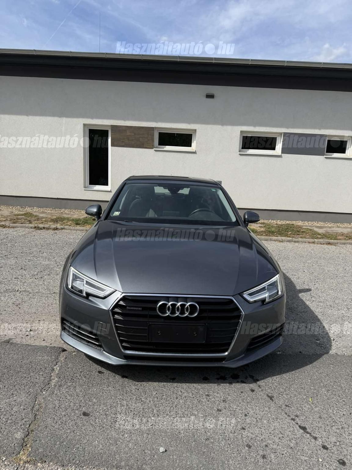 AUDI A4 2019/5 - 1
