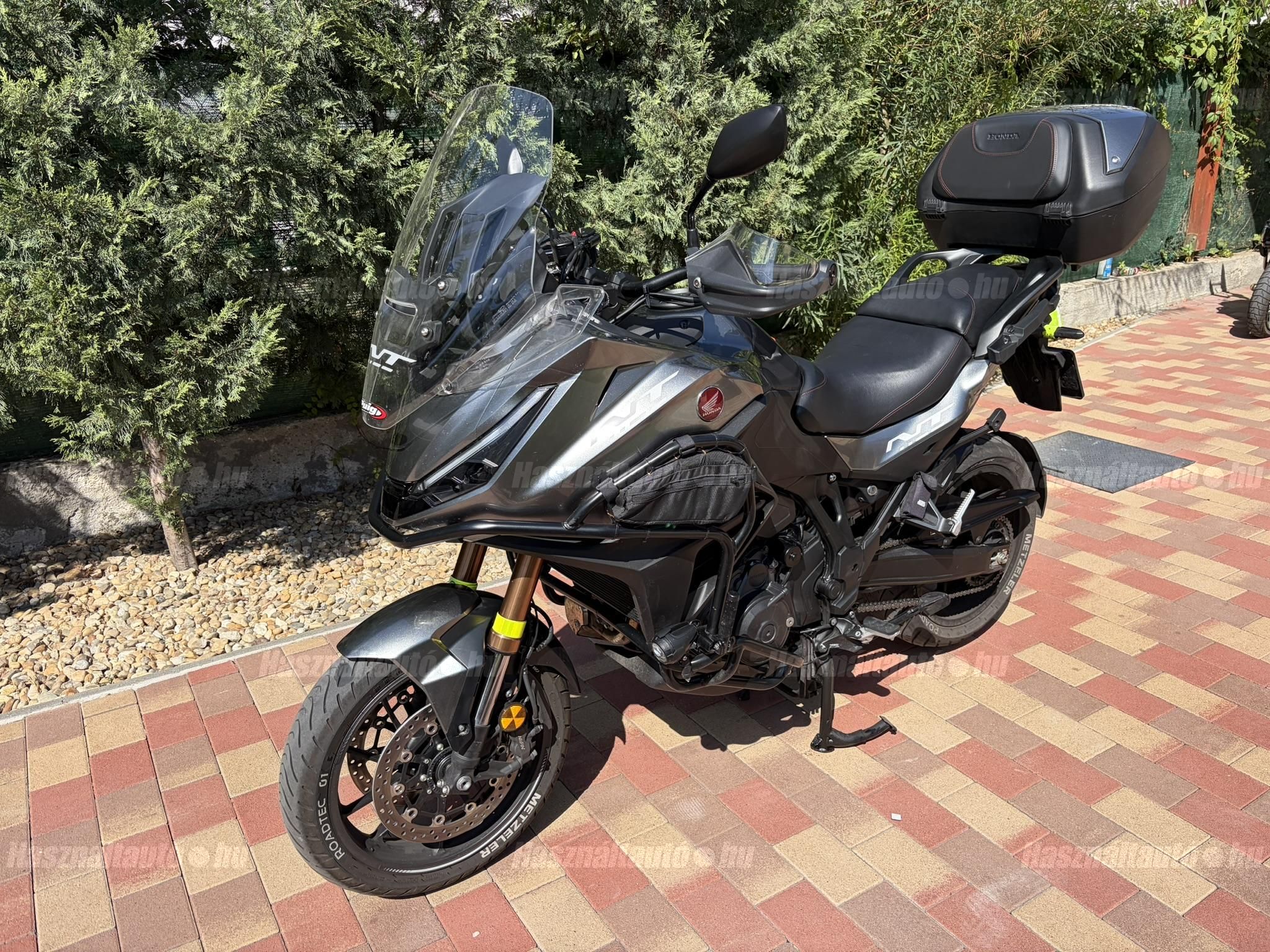 HONDA NT 1100 D 2026/6 - 1