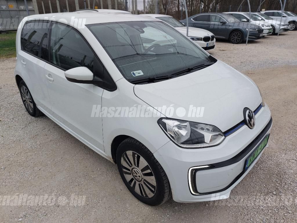 VOLKSWAGEN UP 2019/8 - 1