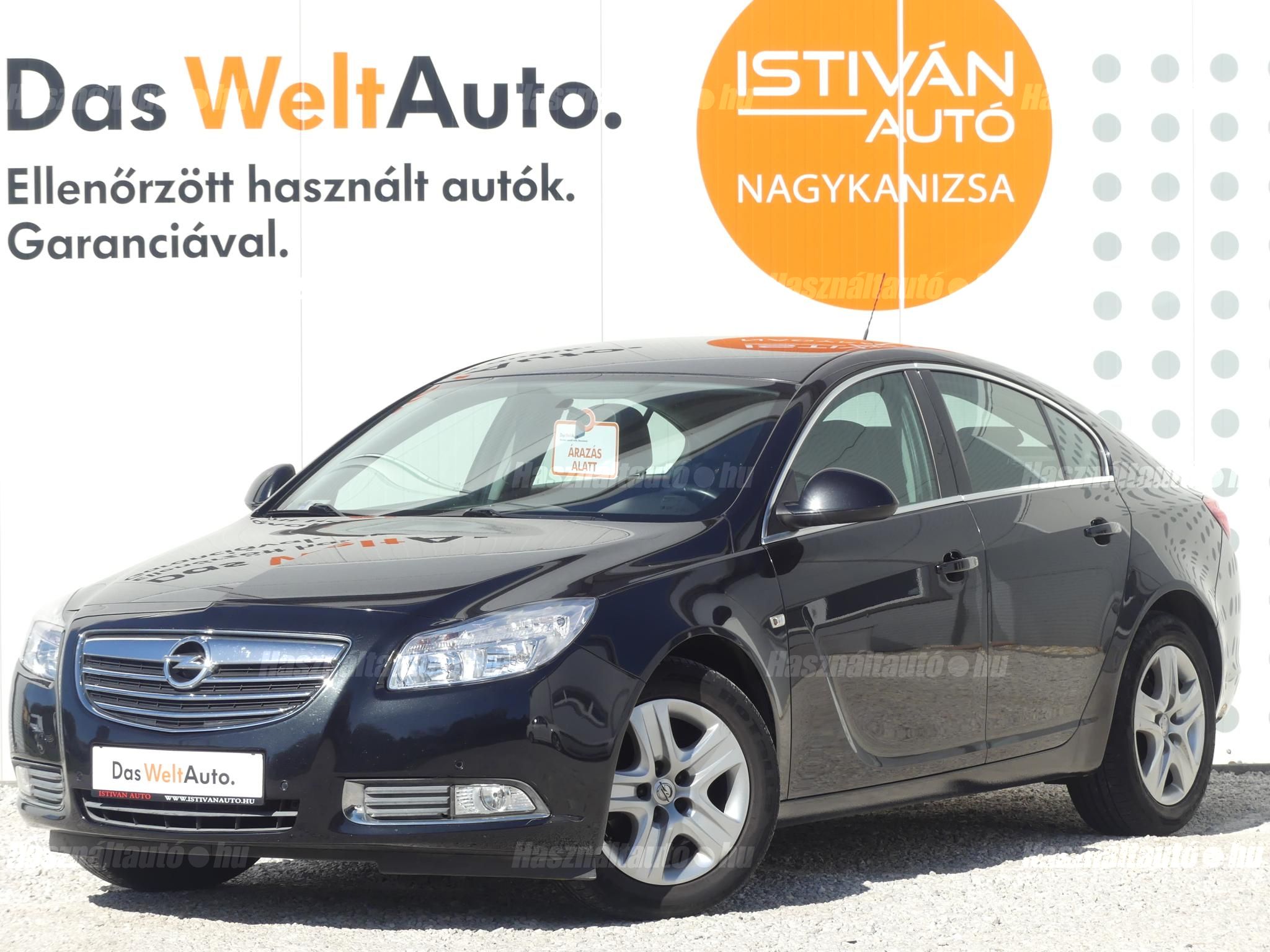 OPEL INSIGNIA 2011/12 - 1