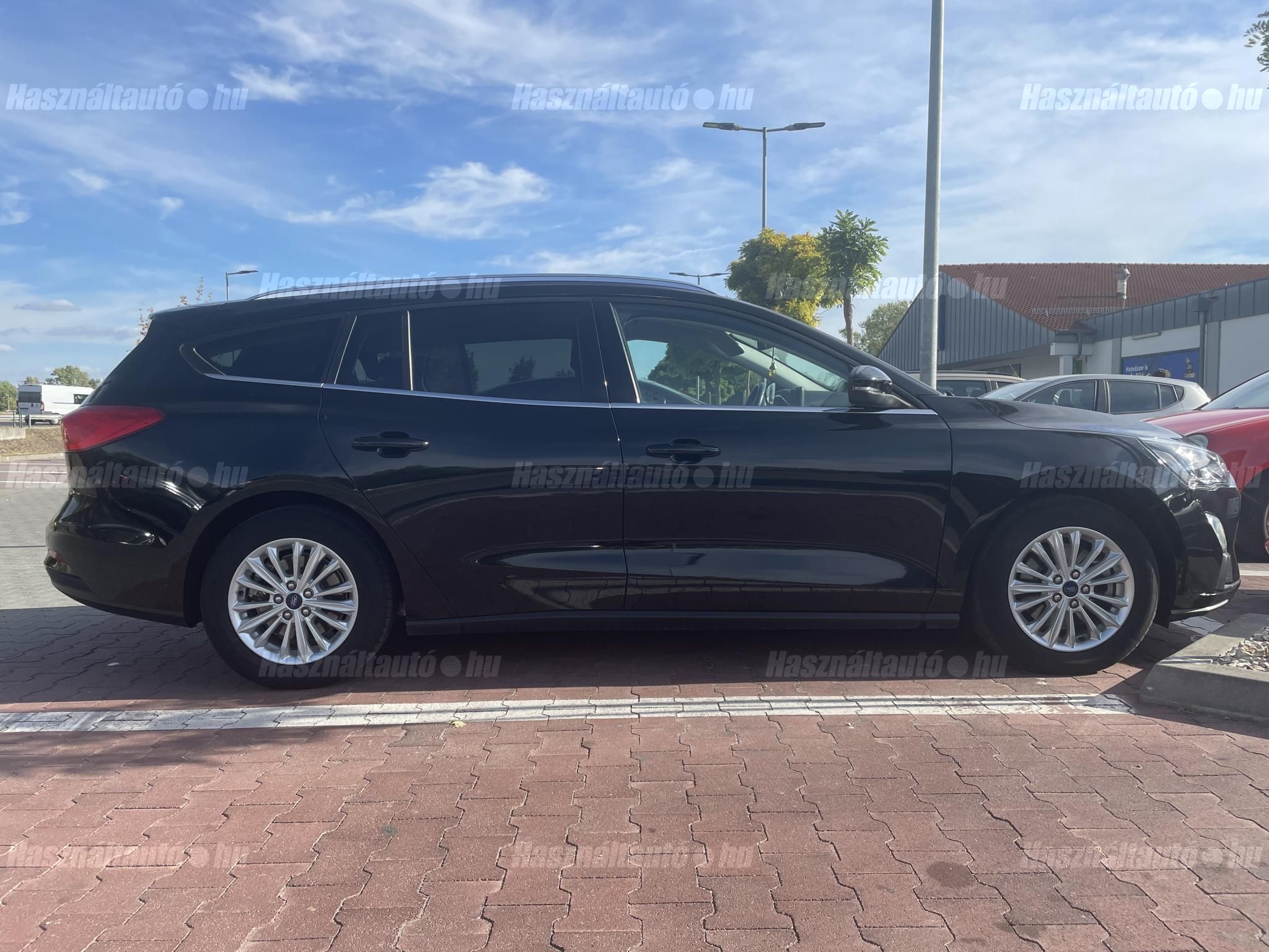 FORD FOCUS 2021/8 - 1
