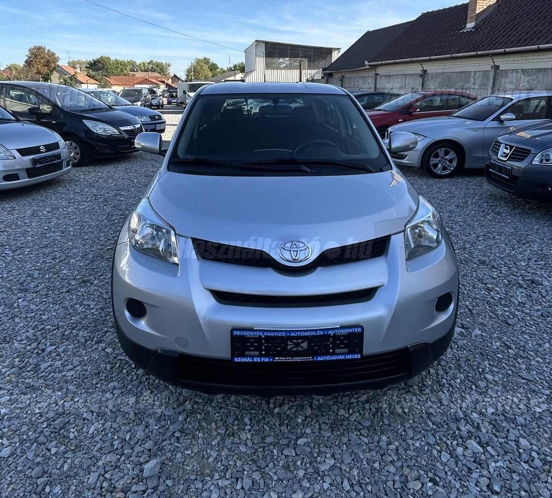 TOYOTA URBAN CRUISER 2011/11 - 1